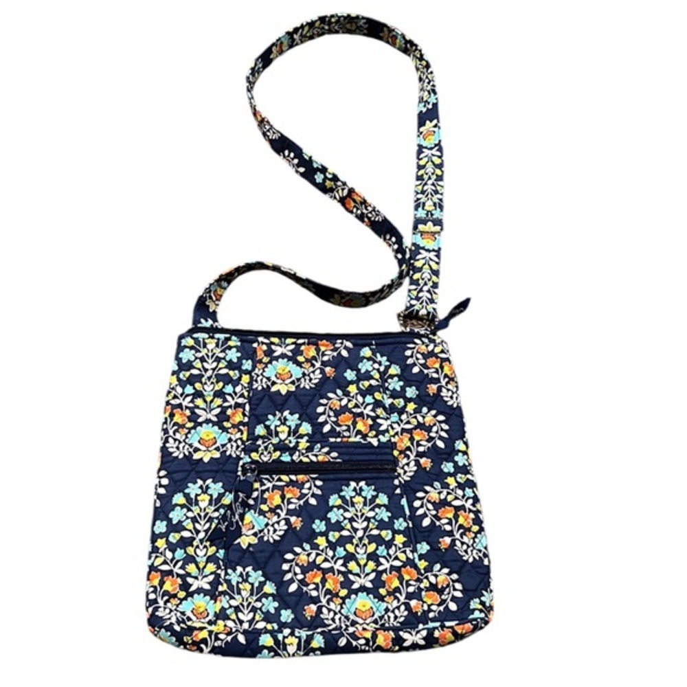 Vera Bradley Crossbody Bag in beautiful Chandelier Floral   EUC